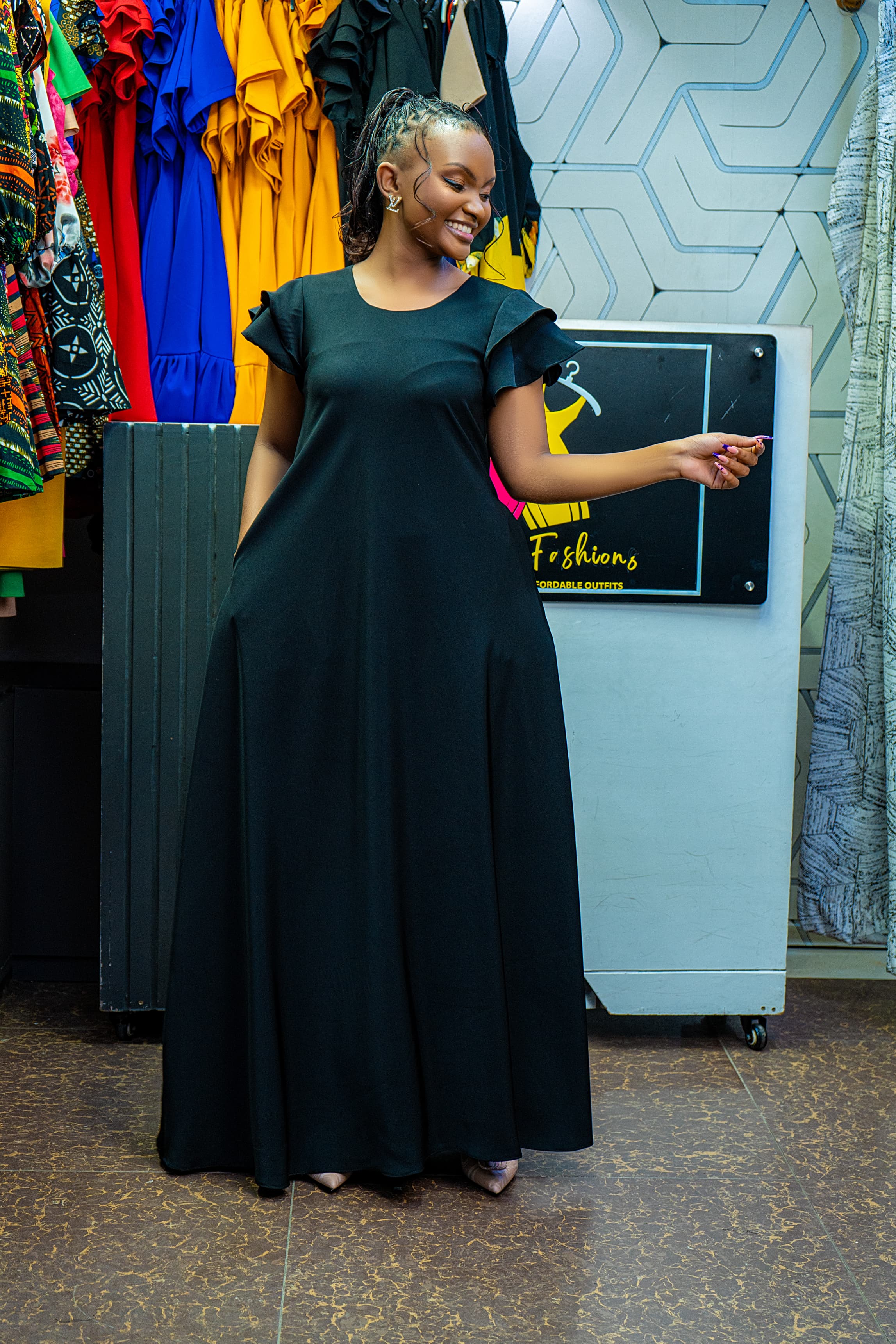 Plain Shift Maxis (Black)